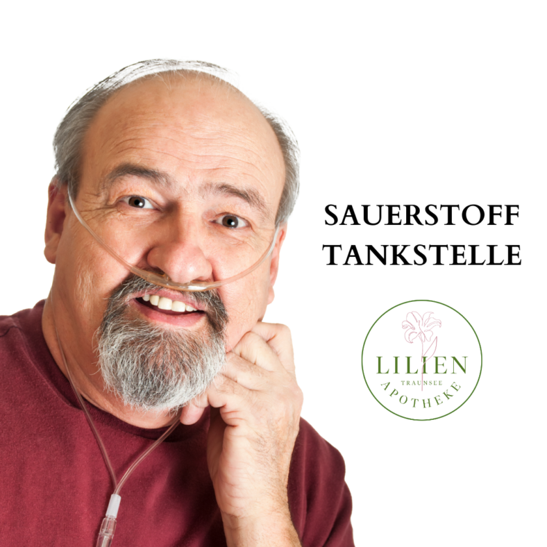 Ein lächelnder älterer Mann mit Sauerstoffschlauch, der einen informativen Hintergrund zu einer Sauerstofftankstelle hat.